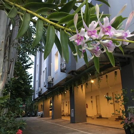 แอท อีส เรสซิเดนซ์ สุวรรรณภูมิ Hotel บางพลี ภายนอก รูปภาพ