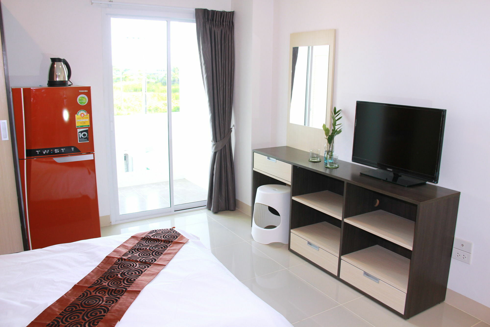 แอท อีส เรสซิเดนซ์ สุวรรรณภูมิ Hotel บางพลี ภายนอก รูปภาพ